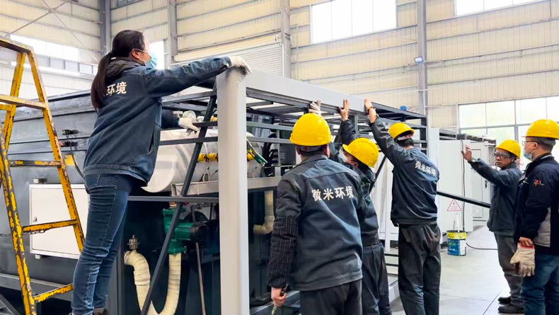 微米环境：五一，致敬劳动者！