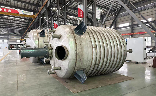 电加热外盘管反应釜